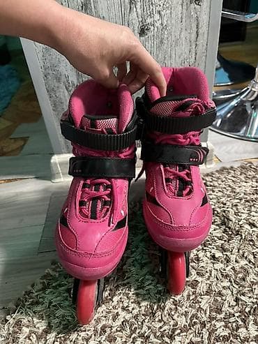 Rolerke na četiri točka – roza/crne Prelepi bez ostecenja - Tip