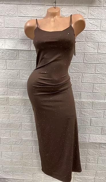 ✨Ženska slip haljina sa tankim bretelama i diskretnim sjajnim