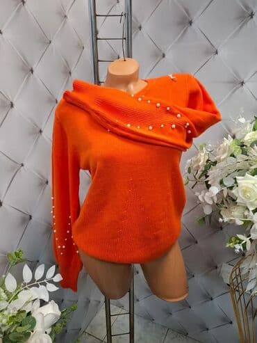 Donji delovi trenerke: I. 12. Dzemperi 2599 — 2