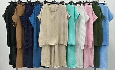 kompleti za devojke: Ženski komplet – široke pantalone i oversize majica sa kratkim — 4