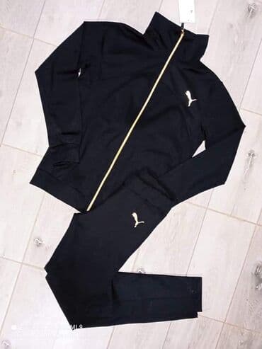 tek flis trenerka: Zenske komplet trenerke
Samo 4500 din 
S, M, L, XL — 4