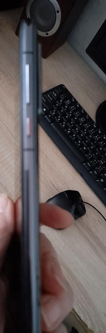 honor slusalice: Huawei p40 8/128. 4G.Specifikacija na zadnjoj slici — 8