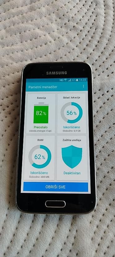 sokovnik i blender 2 u 1: Samsung Galaxy S5 mini (SM-G800) - Ekran: Super AMOLED, oštar prikaz — 2