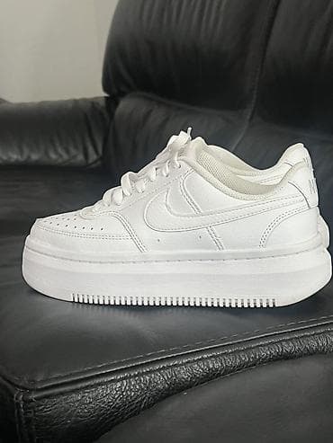 tike patike: Nike ženske patike – beli kožni model sa povišenim đonom, broj 37 — 4