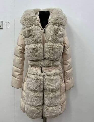 Women's Clothing: S, Single-colored — 2