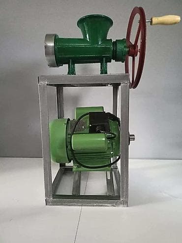 lepak za miseve dm: Masina 32. Na elektricni pogon . Motor je 1.5 KW 1400 obrtaja — 1