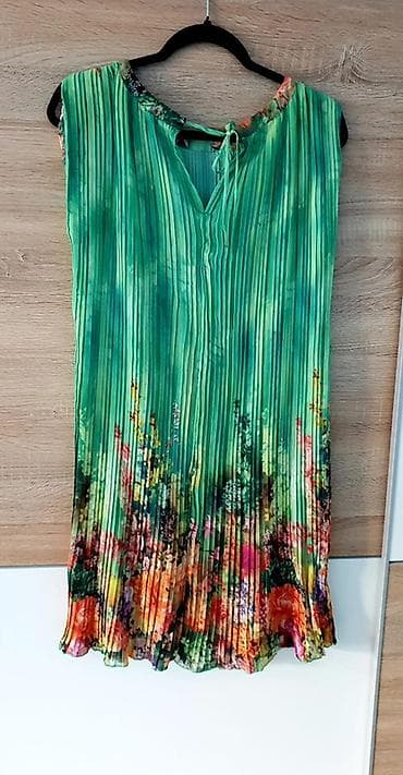 kompleti za punije dame: Plisirana letnja haljina Sweet Miss – veličina S - Model: bez rukava — 2