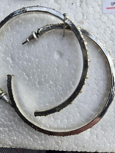 ps majice i bluze: Minđuše 200 i 300 din — 6