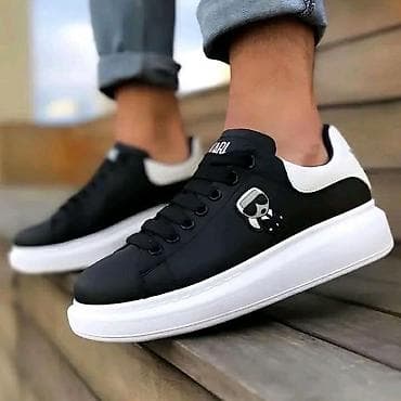 patike sa carapom: Karl patike od 36 do 45 za samo 3800 din
PK🌛 — 2
