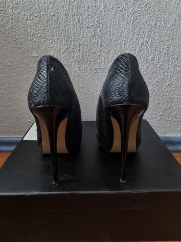 labrador obuca novi sad: Pumps, 39 — 4