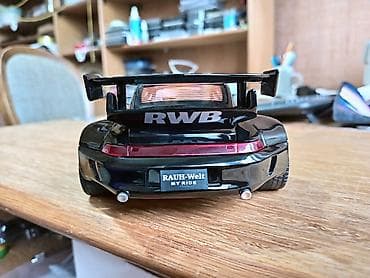 interaktivna tabla za decu: Nov metalni model automobila Porše 993 urađen u razmeri 1: 22 — 9