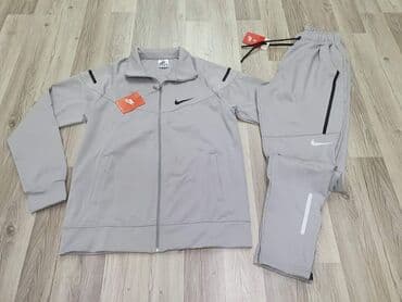 Men's Clothing: Novo Novo Novo Komplet trenerka - mokra likra Cena: 4450 dinara Vel — 1
