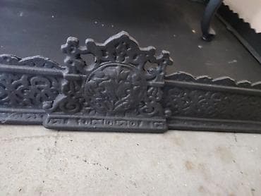 Maintenance devices: Liveno gvozdeno ognjište/korito za kamin sa dekorativnom podlogom - — 3