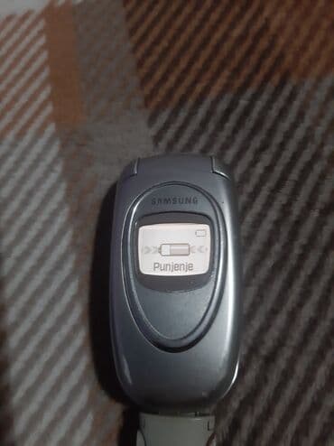 samsung punjač: Samsug sgh x460 ispravan telefon radi na sve mreze,baterija — 14