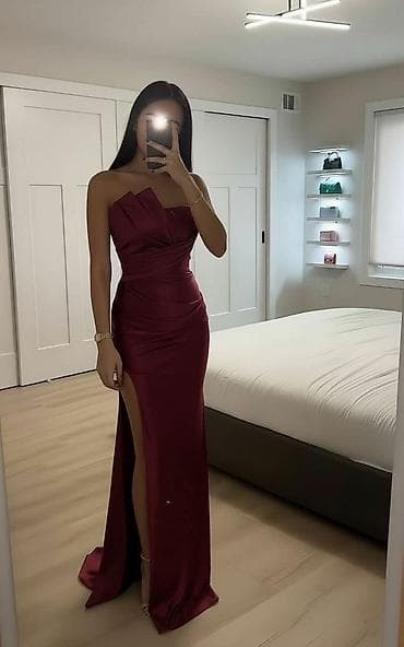 cipele svecane: 🎗️ Haljina – 3900 din Elegantna duga svečana haljina bez bretela — 1