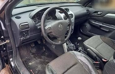 Prodaja automobila: OPEL TIGRA 1.4 - KOMPLETAN AUTO U DELOVIMA | Z14XEP MOTOR CRNA — 4