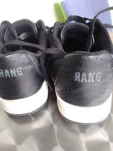 nike snegarice: 37 — 1