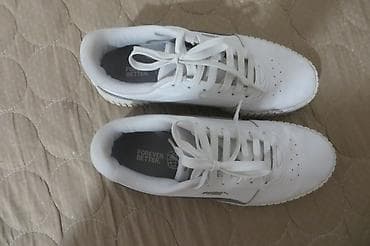 navlaka za patike: PUMA br 39 kao nove mozda jednom obuvene, bez bilo kakve greske mana — 7