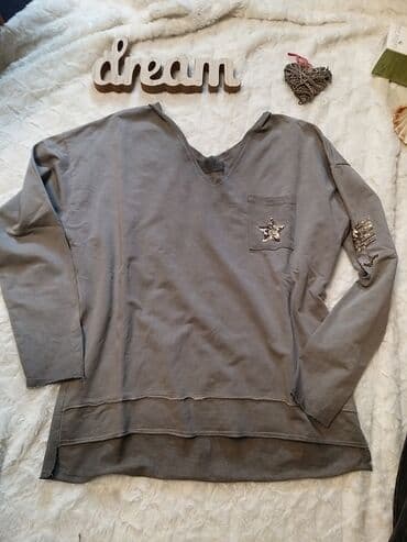 Baggy italijanski duks L/XL Divan,tanji duks baggy kroja. Nikad nosen na lalafo.rs Baggy italijanski duks L/XL Divan,tanji duks baggy kroja. Nikad nosen