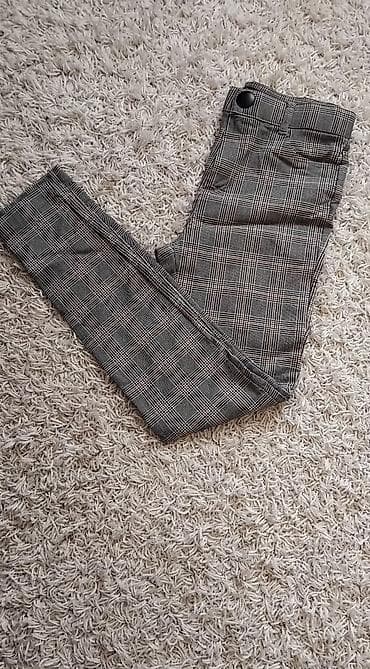 Zara pantalone M,odgovaraju S/M velicini, nosene malo, ocuvane at lalafo.rs Zara pantalone M,odgovaraju S/M velicini, nosene malo, ocuvane