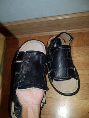 papuce guess: Sandals, size - 45 — 2
