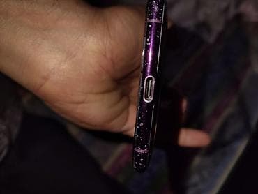 polivni telefoni: Sony Xperia (модель SO-01L) - Дисплей: OLED, изогнутые края. На — 9