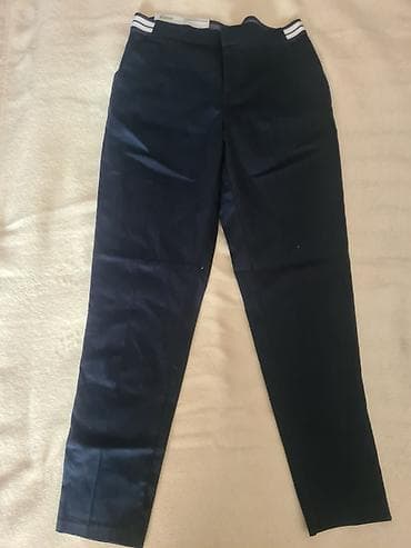 bluza bershka s: Ženske pantalone Esmara – tamnoplave - Model: ravne nogavice — 1