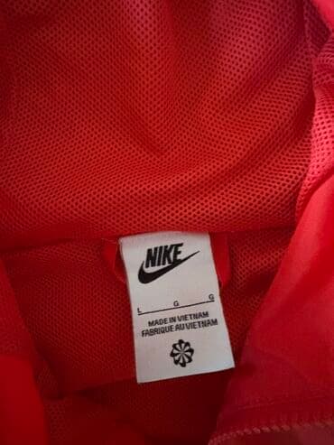 Šuškavci: Nike muška vetrovka sa kapuljačom - Model: lagana sportska jakna sa — 3