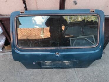 audi 80 2 quattro: Zadnja gepek vrata Lada 21213,21214,2131 Niva u zelenoj boji. Polovno — 2