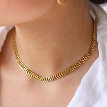 moderne ogrlice 2022: Ogrlica
Cena:1300din — 2