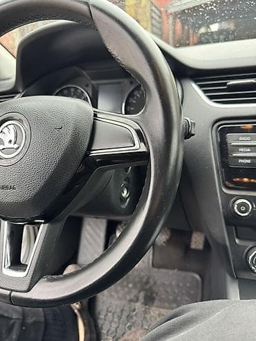 Usluga: Profesionalno farbanje i obnova volana - Specijalizovano — 3