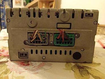 presvlake za auto cena: RADIO CD KASETOFON ZA VOLVO S40, V40 | originalan. odličan radio sa — 3