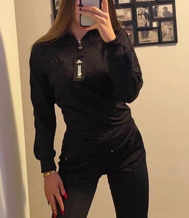 tek flis trenerka: Adidas ženska trenerka

Novo
Mokra likra
Veličine s m l xl 2xl — 3