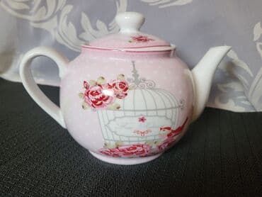 porcelanske solje za caj: Bokal nov,vintaz porcelanski. Nov bokal. Visina. 12cm — 1