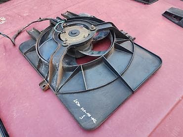 polovni delovi za pezo 307 cacak: Ventilator hladnjaka Lada 112 sa postoljem broj 3. Polovani — 6