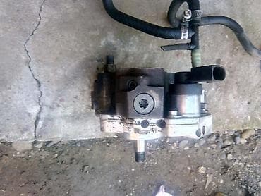 gitovanje auta: COMON RAIL PUMPA BMW E46 ZA BMW SERIJA 3 OD 2001. DO 2005. GOD. | — 1