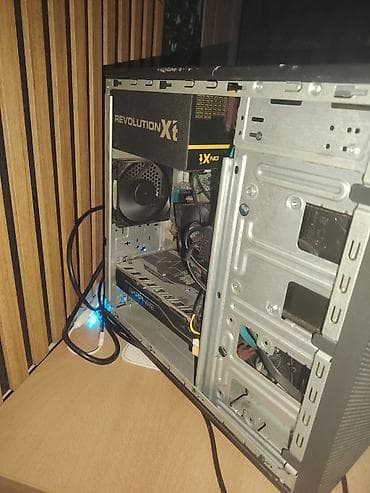 Konfiguracija: Procesor: Intel Core i5-6400 Grafička karta: AMD RX