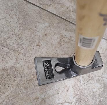 sat na struju: Čekić – zidarski/tesarski tip sa dugom drškom - Brend: LUX TOOLS — 4
