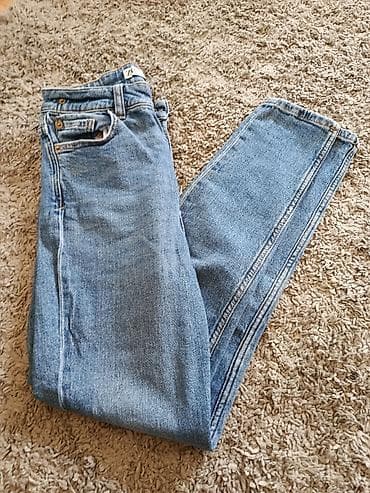 pamucne pantalone zenske: ZARA ženske farmerke – svetloplavi denim - Model: klasičan kroj sa — 3