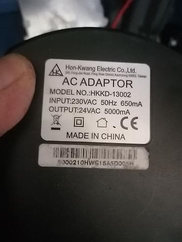 AC adapter Hon-Kwang Electric Co., Ltd. – model HKKD-13002 - Ulaz