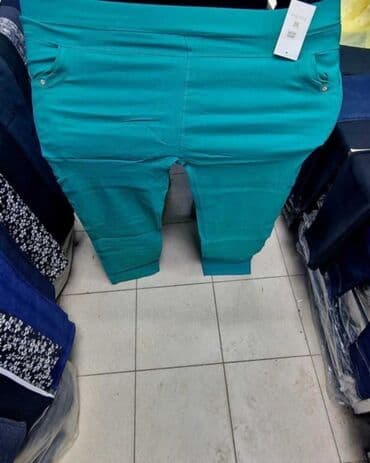 pantalone od vestacke koze: 2000 dinara
4xl,5xl,6xl,7xl — 1