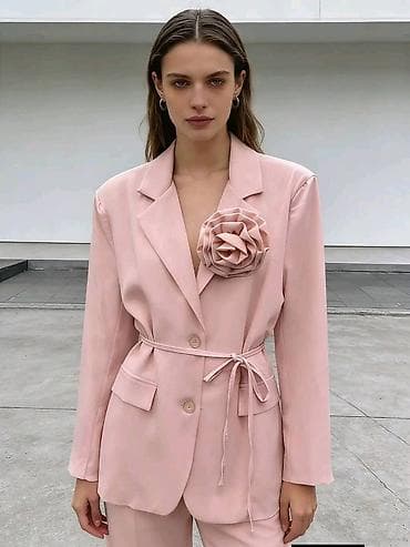 zara stvari: ✨ 𝑲𝒍𝒆𝒐𝒑𝒂𝒕𝒓𝒂 𝑺𝒕𝒚𝒍𝒆 ✨

⚜️ Univerzalna velicina 
⚜️ Sako 2700 din⚡🌑🌑 — 4