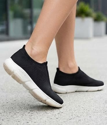Lagane ženske patike – crne „sock“ patike bez pertli - Gornjište od