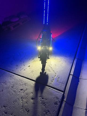 mikrofon: Električni trotinet Dualtron sa RGB osvetljenjem orednja guma izduvala — 5