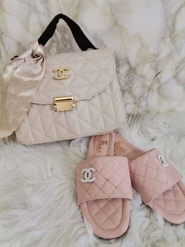 najk papuče: Papuce 1.700
Kompleti 2.900 — 14