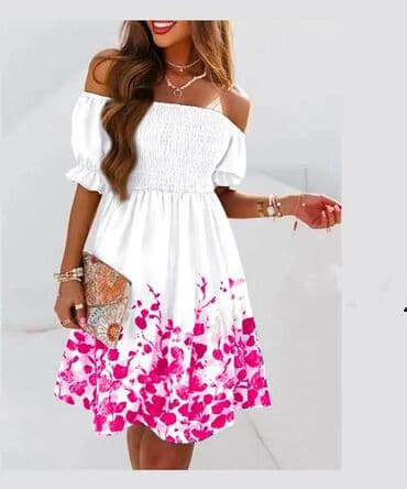 crna uska haljina na bretele: 2200 din — 3