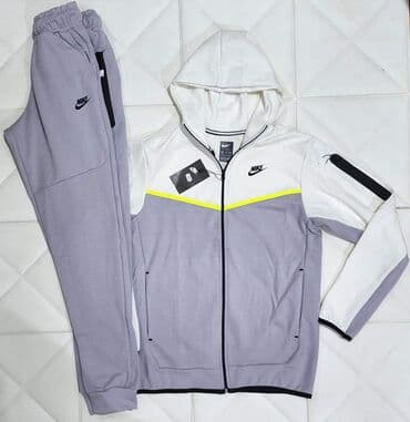 nike tech fleece trenerke komplet: Top Ponuda . NIKE TECH FLEECE TRENERKE Cena 4400 dinara Veličine S M — 10