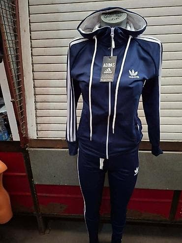 guess mindjuse srce: Zenskih kompleta 
3600 din ✅️

NT❤ — 3