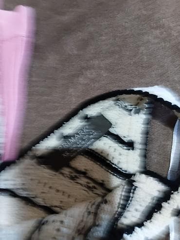 jakna s: Dva ženska topa – paket 1) Pleteni top na naramenice - Brend: Primark — 3