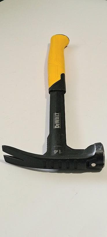 Electric Drills: Potpuno nov čekić poznatog brenda DeWALT 14 oz (oko 400 g) težina — 1